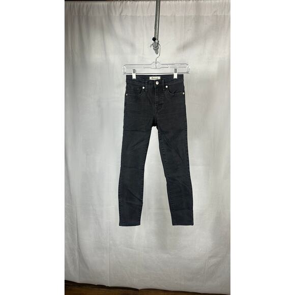 Madewell 9” High Rise Skinny Jean in Lunar Wash Black. - Picture 2 of 12